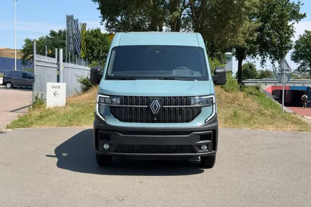 Renault Master (2024) thumbnail 6