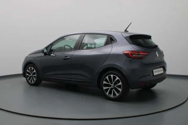Renault Clio (2021) thumbnail 2