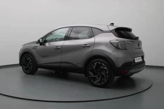 Renault Captur (2025) thumbnail 2