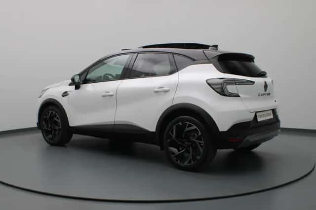 Renault Captur (2026) thumbnail 2