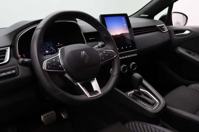 Renault Clio (2025) thumbnail 3
