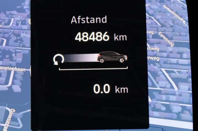 Renault Captur (2025) thumbnail 4