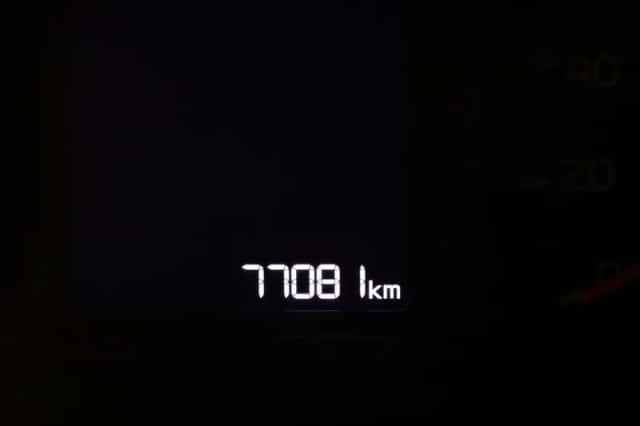 Kia Stonic (2018) thumbnail 4