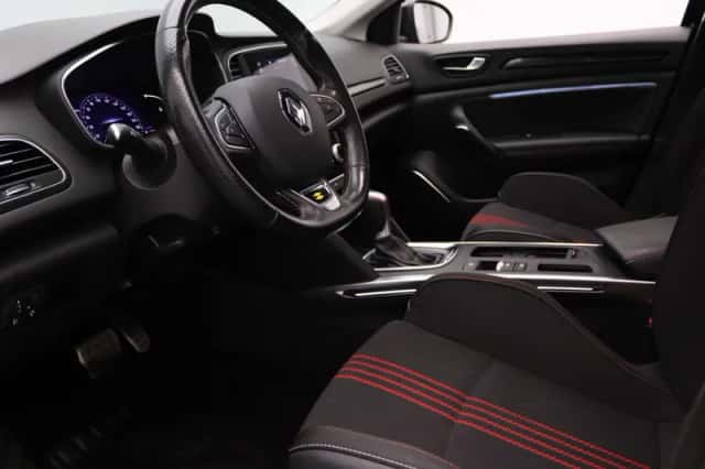 Renault Mégane (2022) thumbnail 3