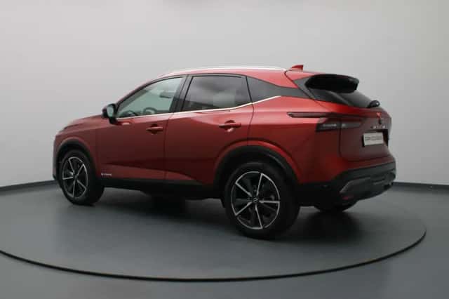 Nissan Qashqai (2023) thumbnail 2