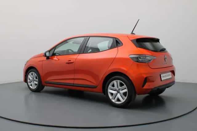 Renault Clio (2025) thumbnail 2