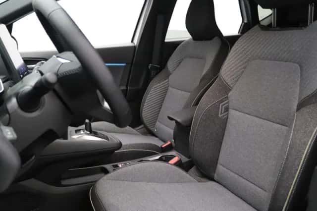Renault Captur (2026) thumbnail 4