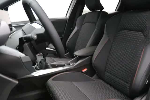 Renault Clio (2026) thumbnail 4