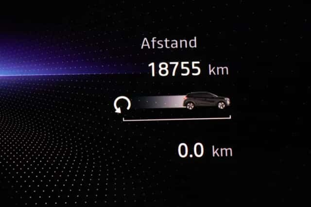 Renault Captur (2025) thumbnail 5