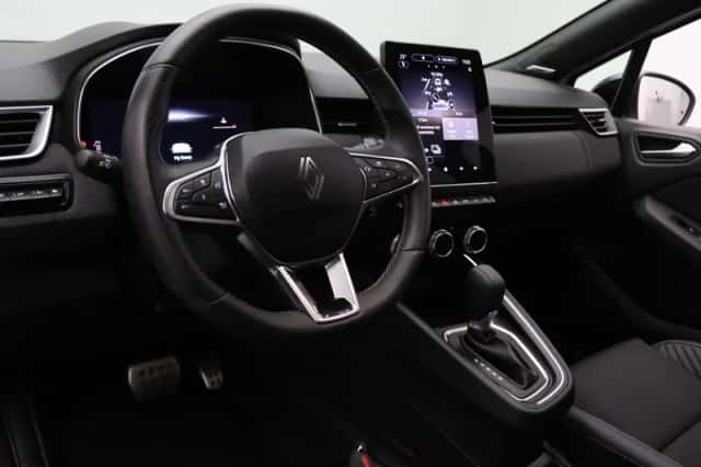 Renault Clio (2025) thumbnail 3