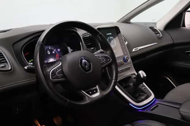 Renault Grand Scénic (2021) thumbnail 3