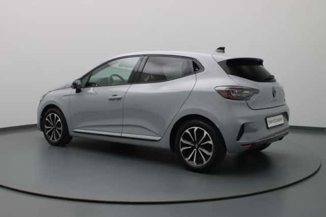 Renault Clio (2025) thumbnail 2