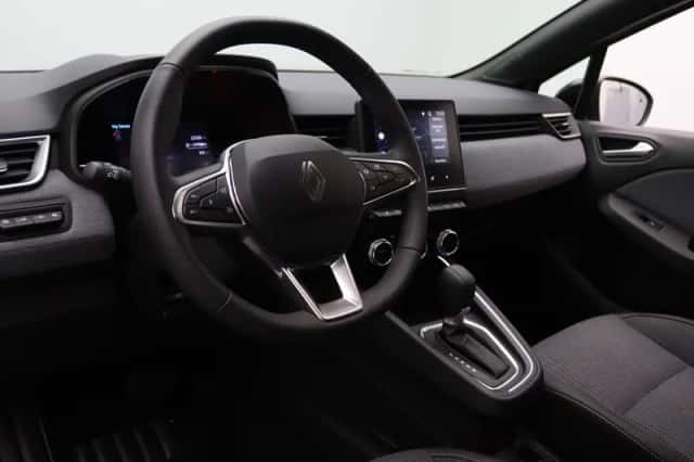 Renault Clio (2025) thumbnail 3