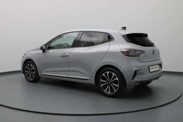 Renault Clio (2025) thumbnail 2