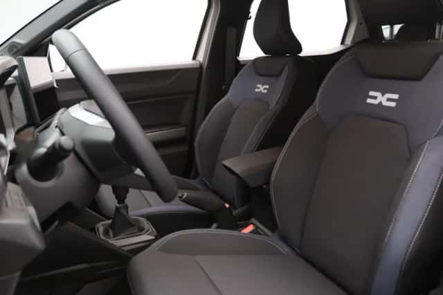 Dacia Duster (2026) thumbnail 4