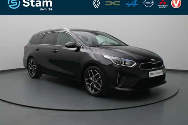 Kia Ceed (2021) thumbnail 1