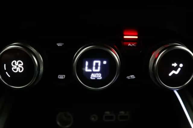 Renault Clio (2025) thumbnail 6
