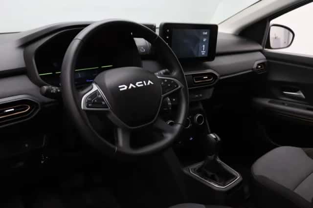 Dacia Jogger (2025) thumbnail 3