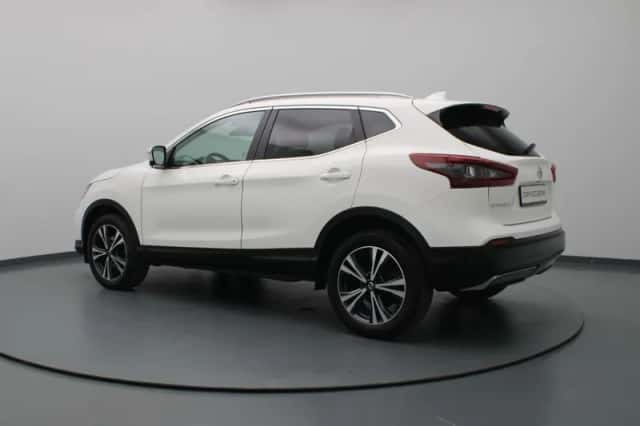 Nissan Qashqai (2021) thumbnail 2