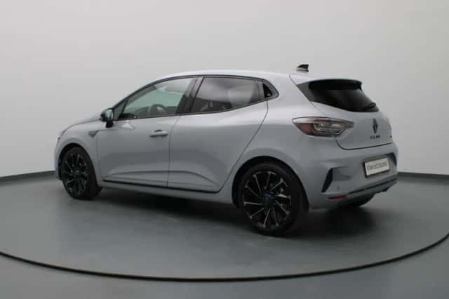 Renault Clio (2025) thumbnail 2