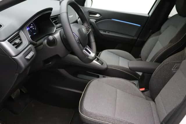 Renault Captur (2026) thumbnail 5