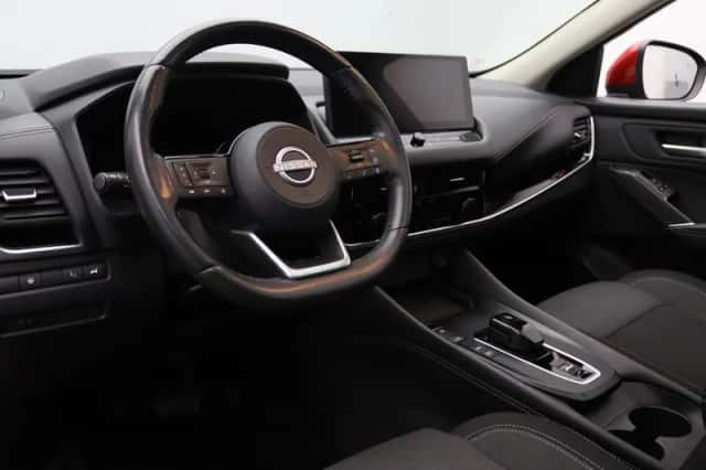 Nissan Qashqai (2023) thumbnail 3