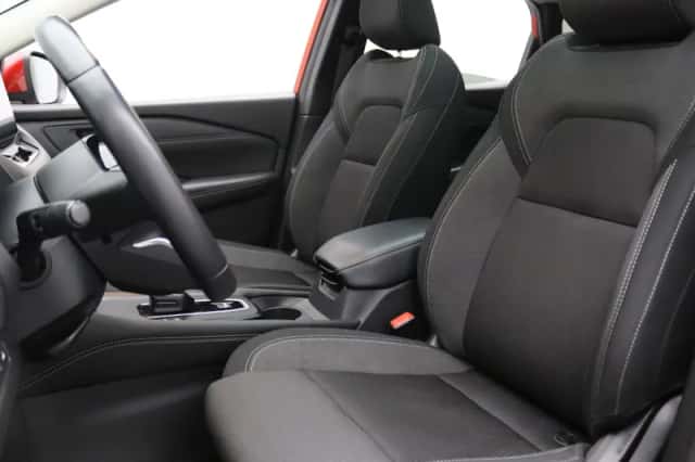 Nissan Qashqai (2023) thumbnail 4