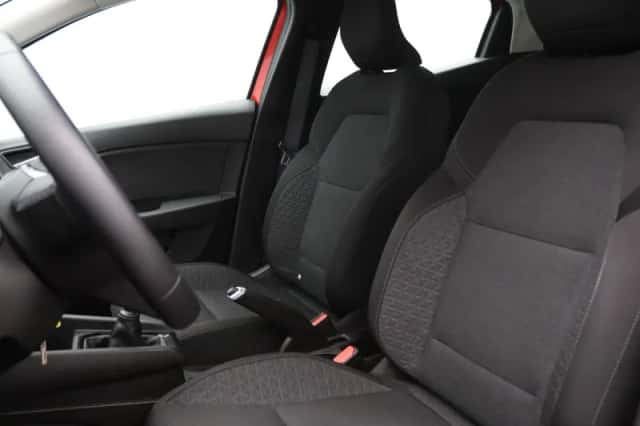 Renault Clio (2021) thumbnail 5