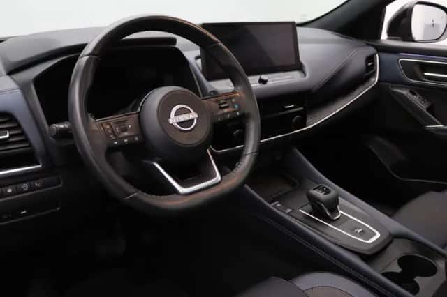 Nissan Qashqai (2023) thumbnail 3