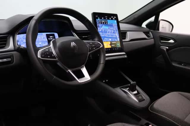 Renault Captur (2025) thumbnail 3