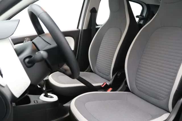 Renault Twingo (2022) thumbnail 5