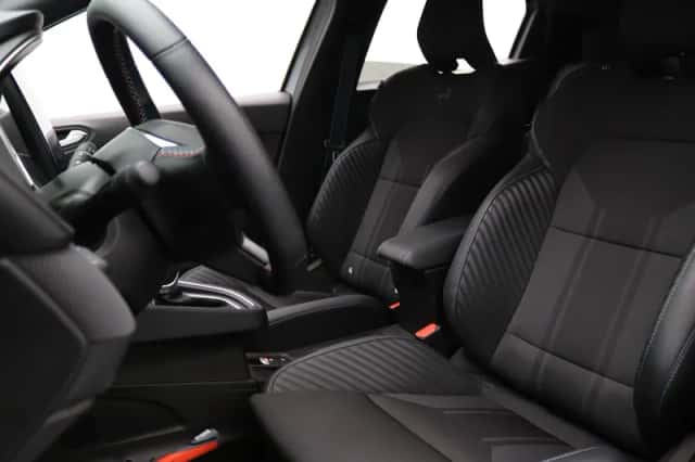 Renault Clio (2025) thumbnail 5