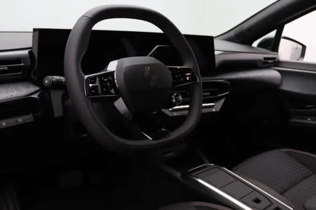 Renault Clio (2026) thumbnail 3