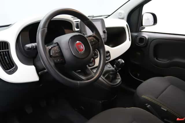 Fiat Panda (2024) thumbnail 3