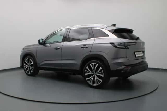 Renault Austral (2025) thumbnail 2