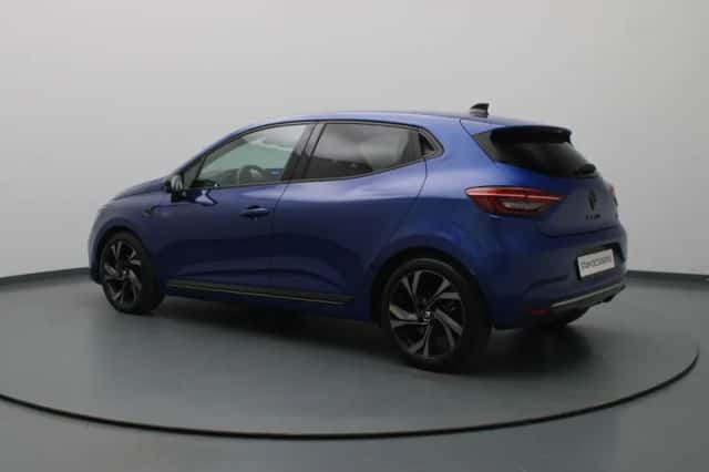 Renault Clio (2023) thumbnail 2