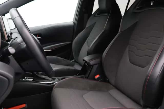 Toyota Corolla (2021) thumbnail 5
