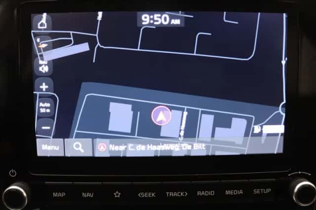 Kia Stonic (2021) thumbnail 6