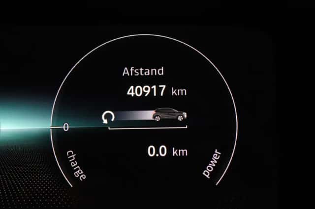 Renault Captur (2025) thumbnail 4