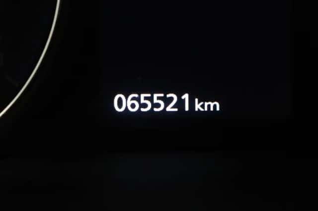 Mitsubishi Outlander (2021) thumbnail 6