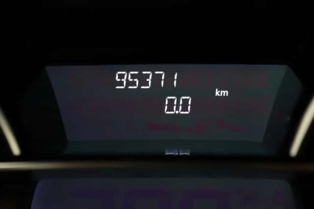 Renault Clio (2019) thumbnail 4