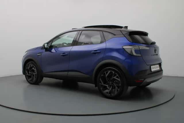 Renault Captur (2025) thumbnail 2