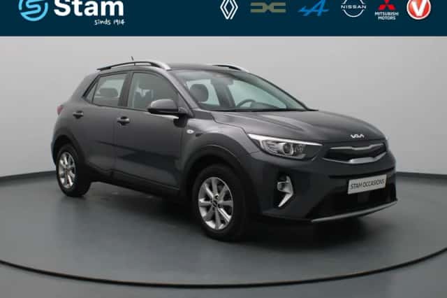Kia Stonic (2021) thumbnail 1