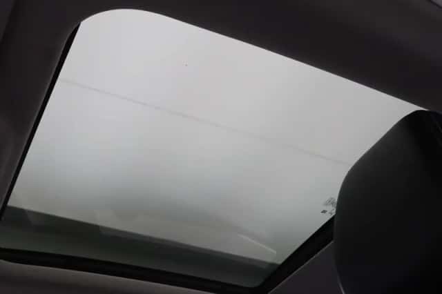 Ford Kuga (2021) thumbnail 6