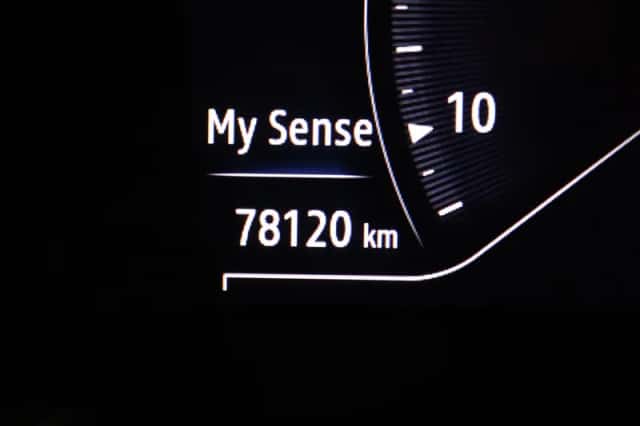 Renault Captur (2020) thumbnail 4