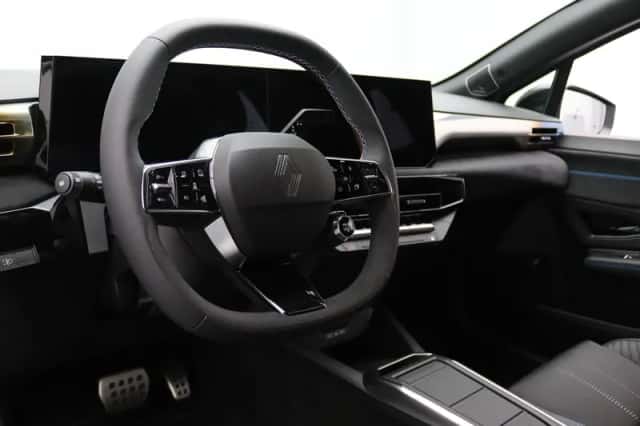 Renault Clio (2026) thumbnail 3