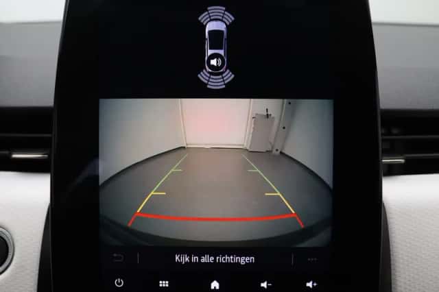 Renault Clio (2022) thumbnail 6