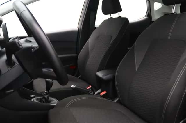 Ford Fiesta (2022) thumbnail 4