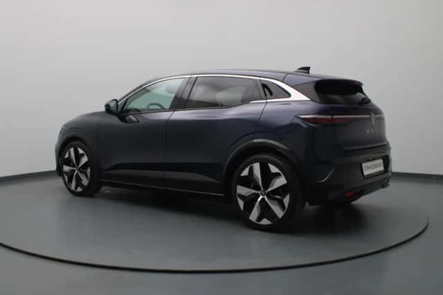 Renault Mégane E-Tech (2023) thumbnail 2