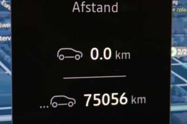 Renault Mégane E-Tech (2023) thumbnail 5